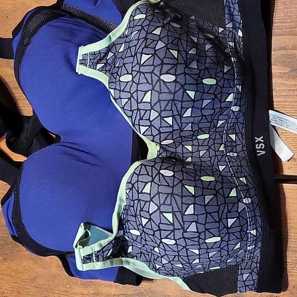 2 Victoria's Secret vsx sports bras 34B